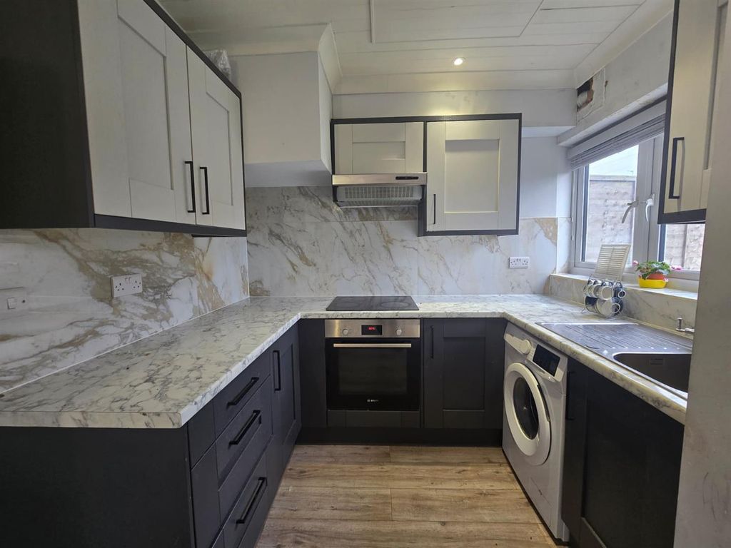 Property photo 3 of 10 Whatsapp Image 2026-01-06 At 11.22.42 (1).Jpeg