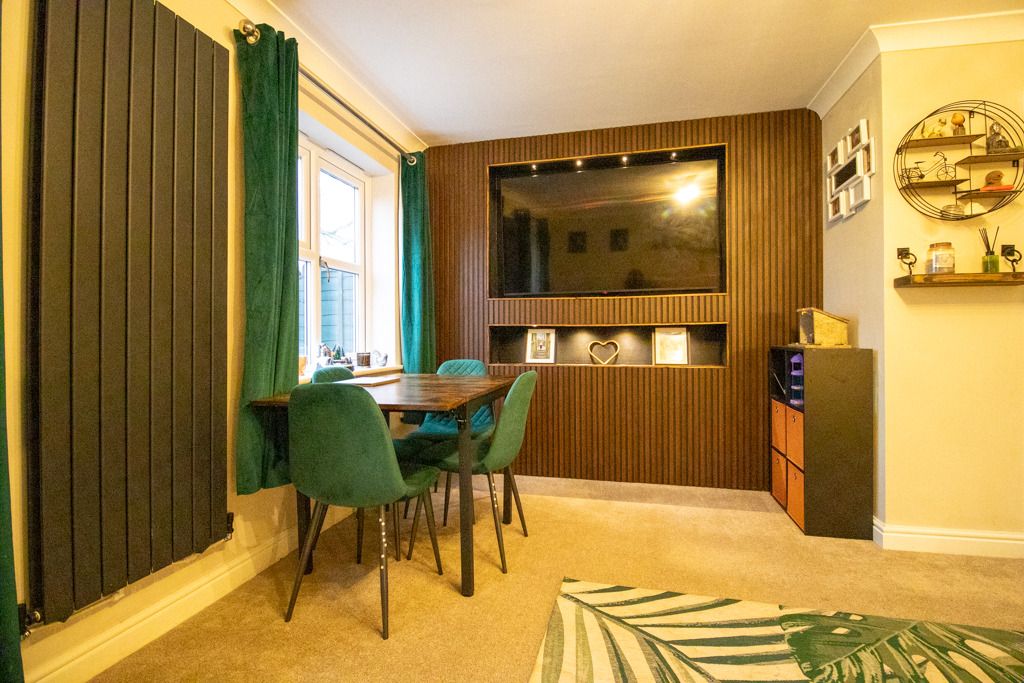 Property photo 3 of 18 4709185