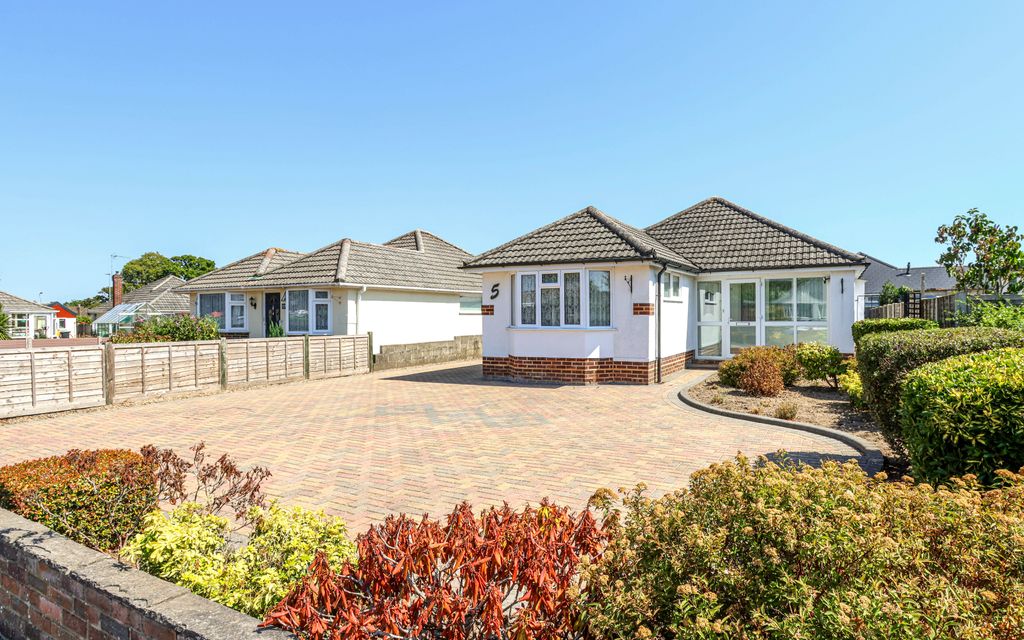 Property photo 2 of 24 333A0921