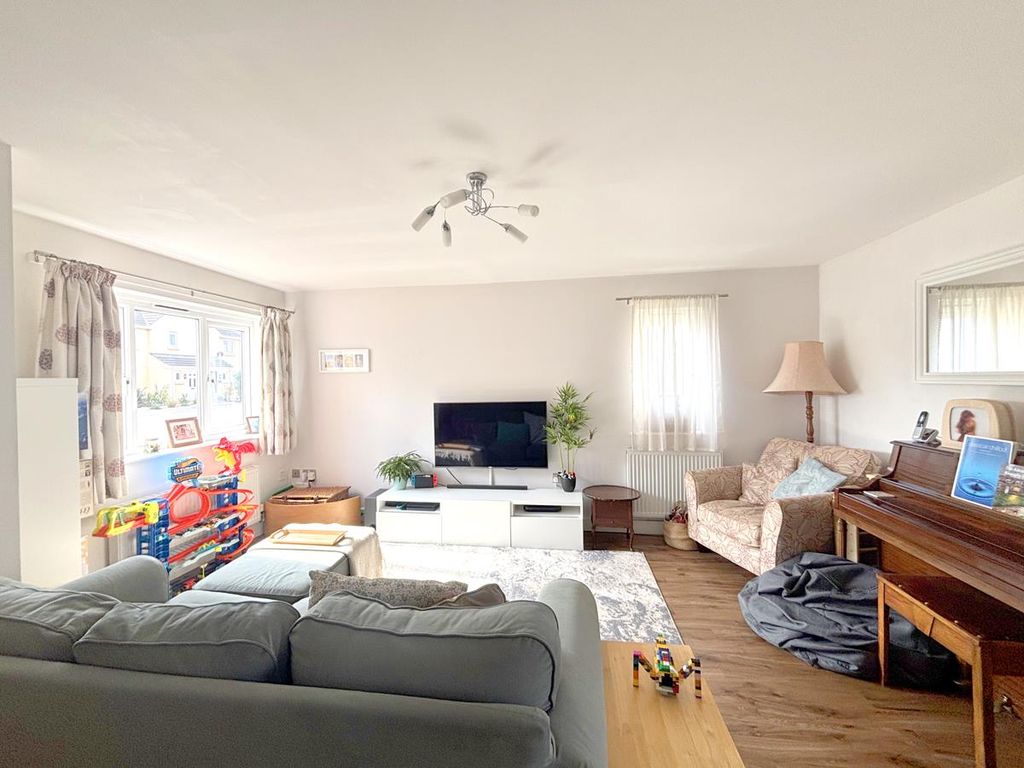 Property photo 3 of 14 Image00001.Jpg