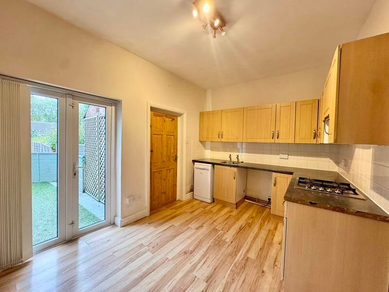 Property photo 3 of 21