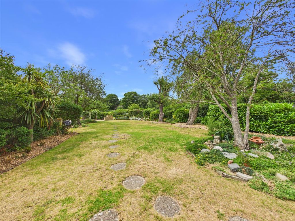 Property photo 3 of 30