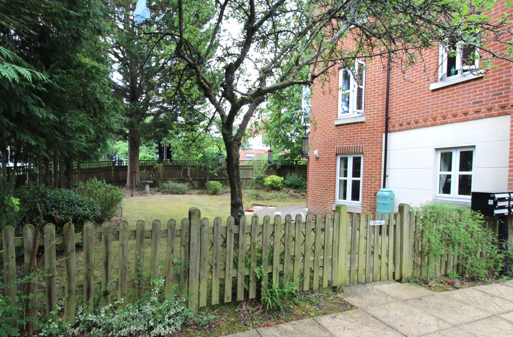 Property photo 1 of 13 Img_6236