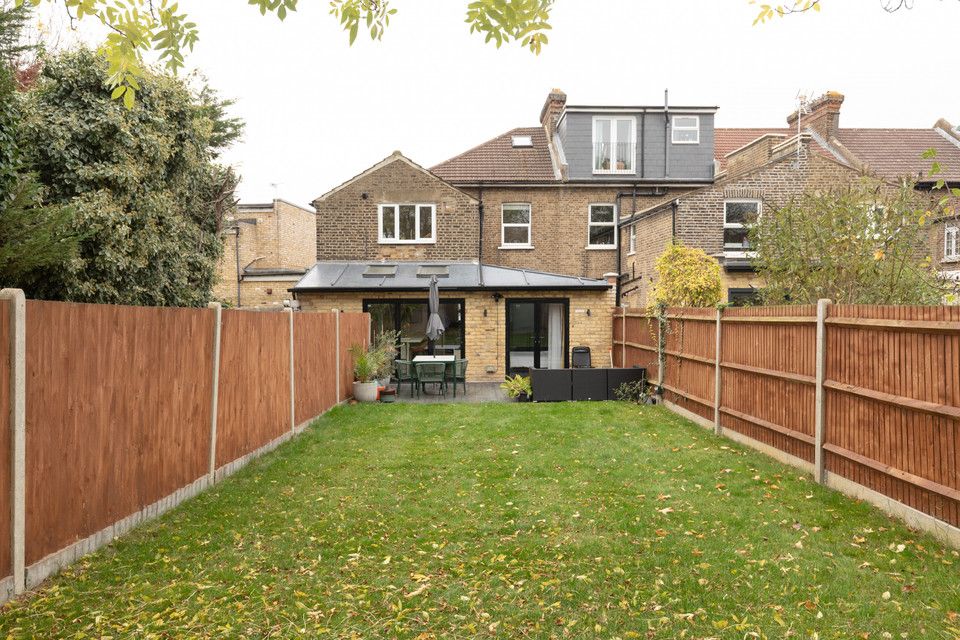 Property photo 2 of 21