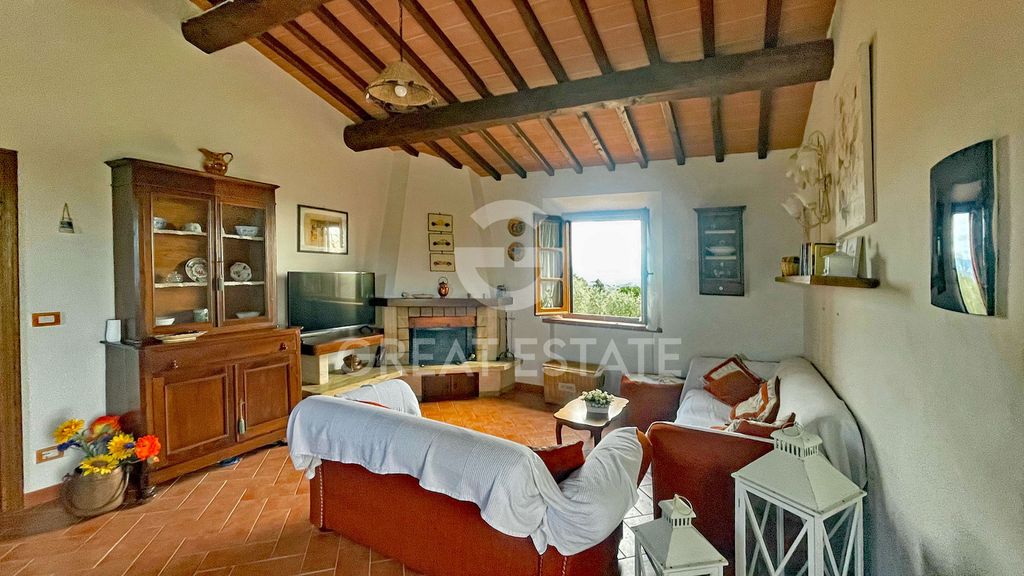 Property photo 2 of 23 Interiors