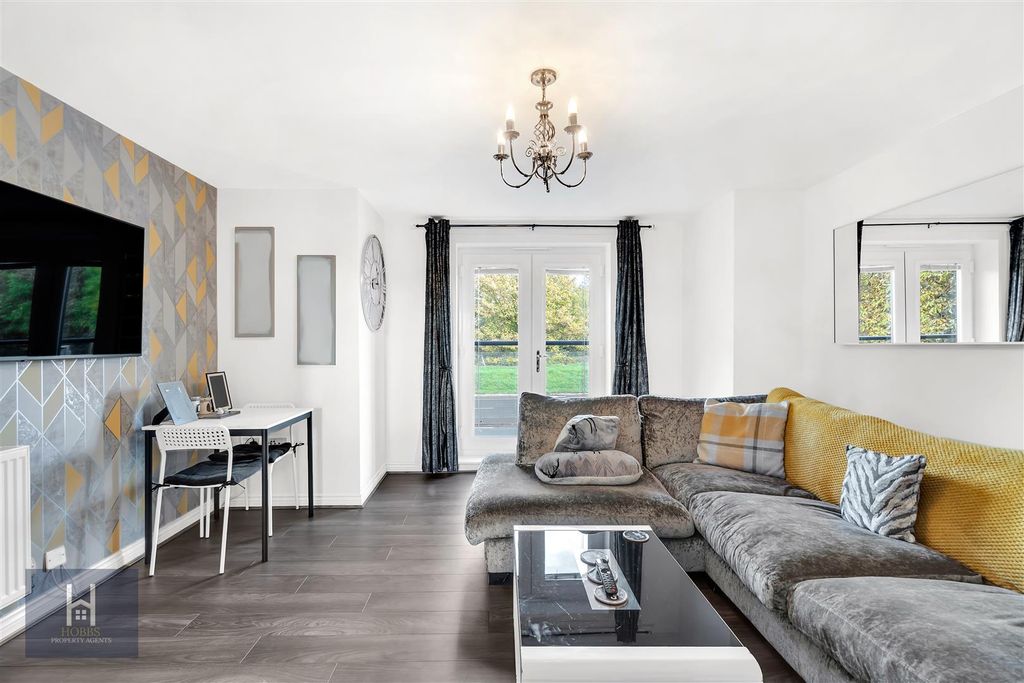 Property photo 2 of 12 Dsc00612-2.Jpg