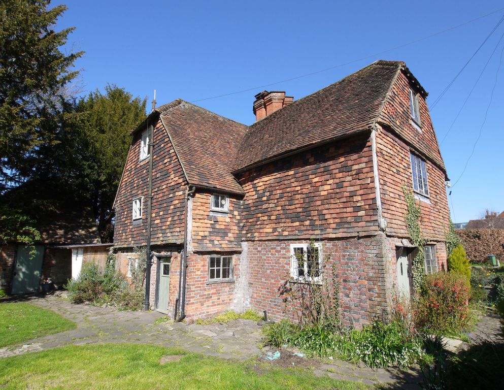 Property photo 1 of 9 Photograph 1