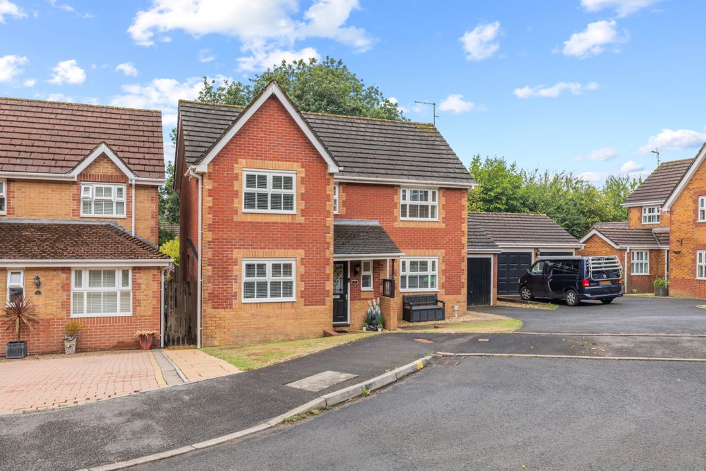 Property photo 1 of 35