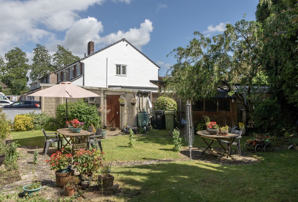 Property photo 2 of 19 1469677-16-6A26d7...
