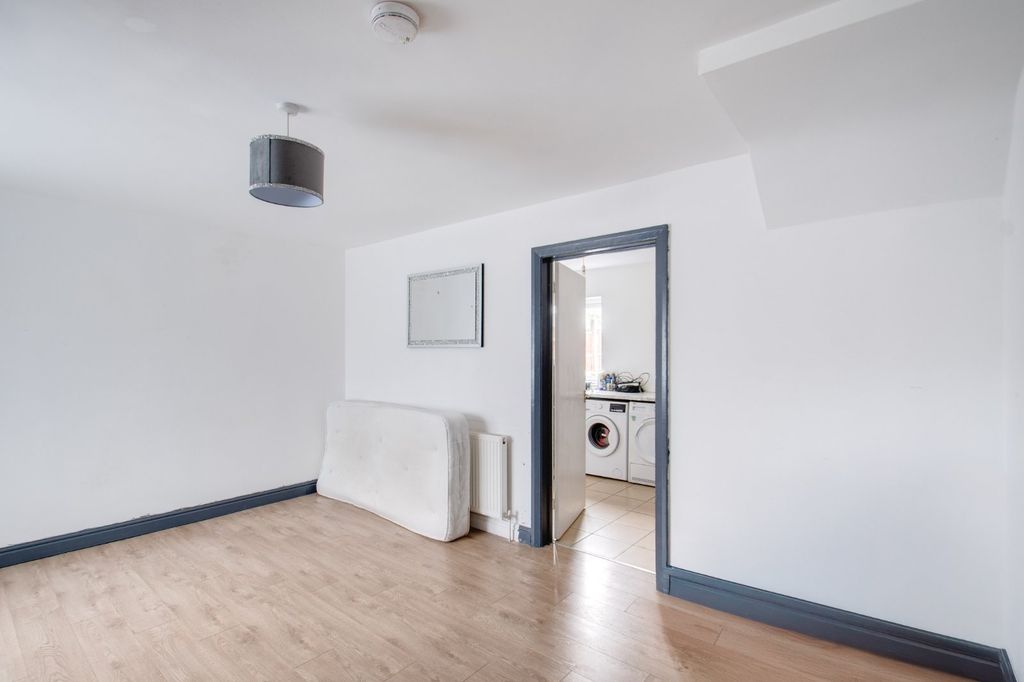 Property photo 2 of 13 Picture No. 03