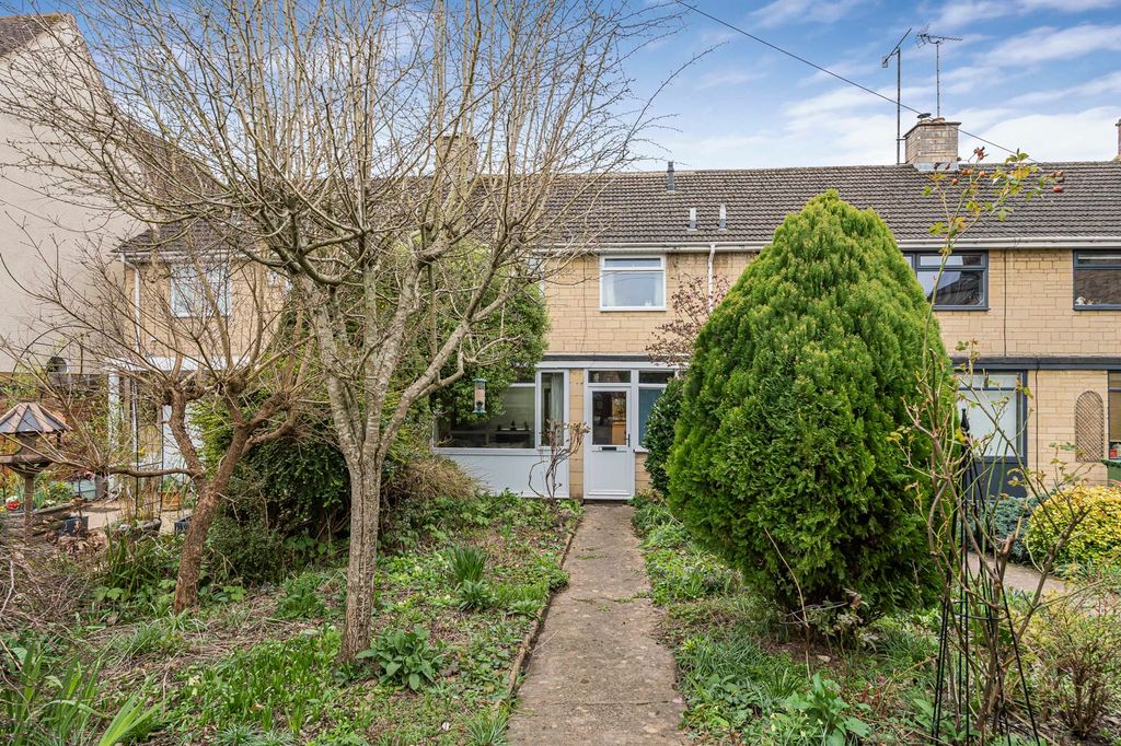 Property photo 1 of 16 Front