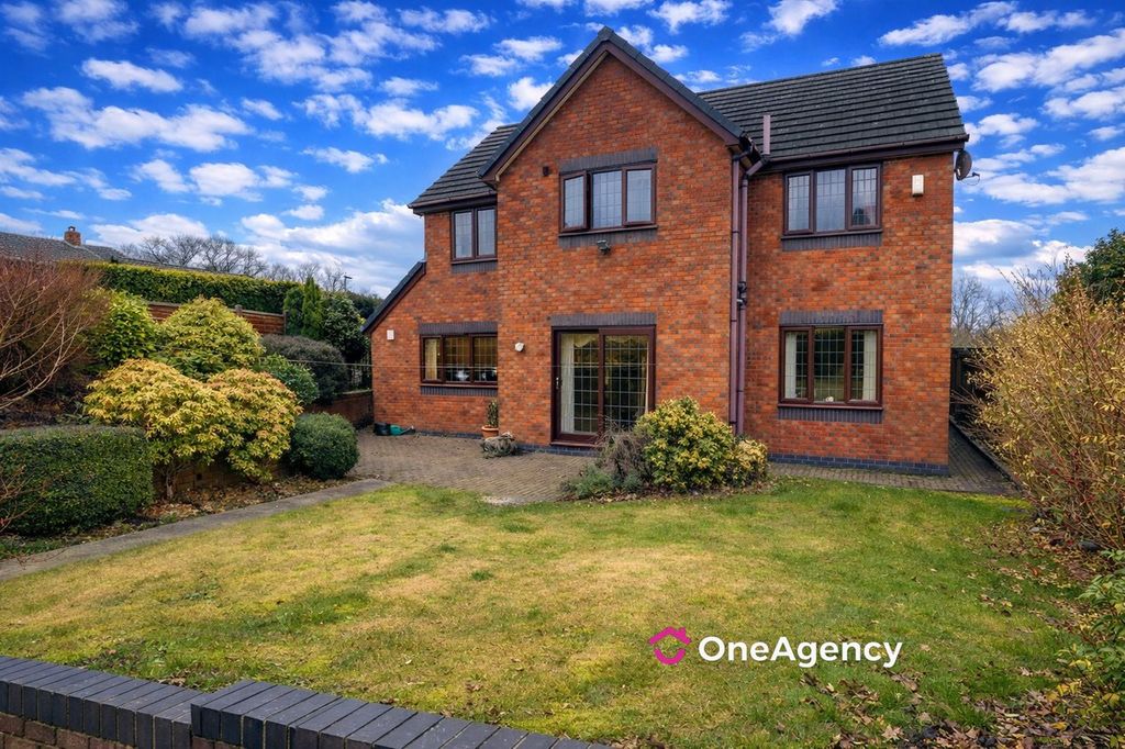 Property photo 2 of 23