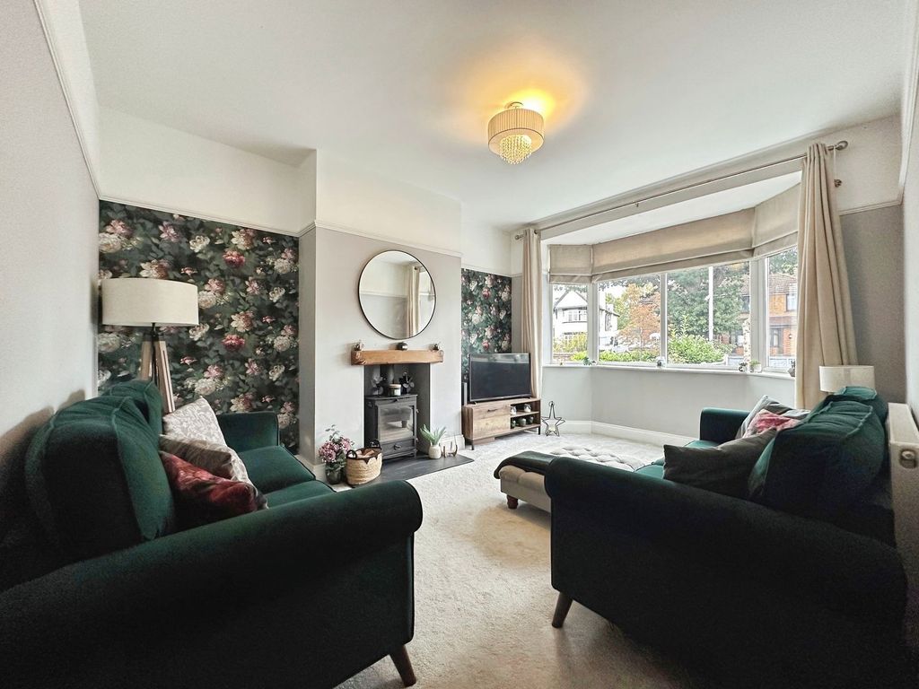 Property photo 3 of 34