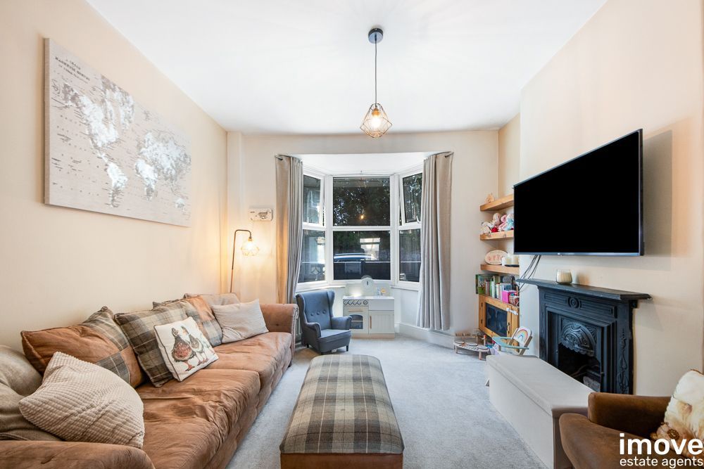 Property photo 2 of 12