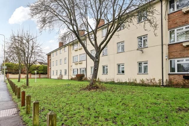 Property photo 1 of 18 External View