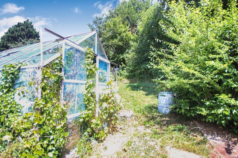 Property photo 3 of 14 Photo 17