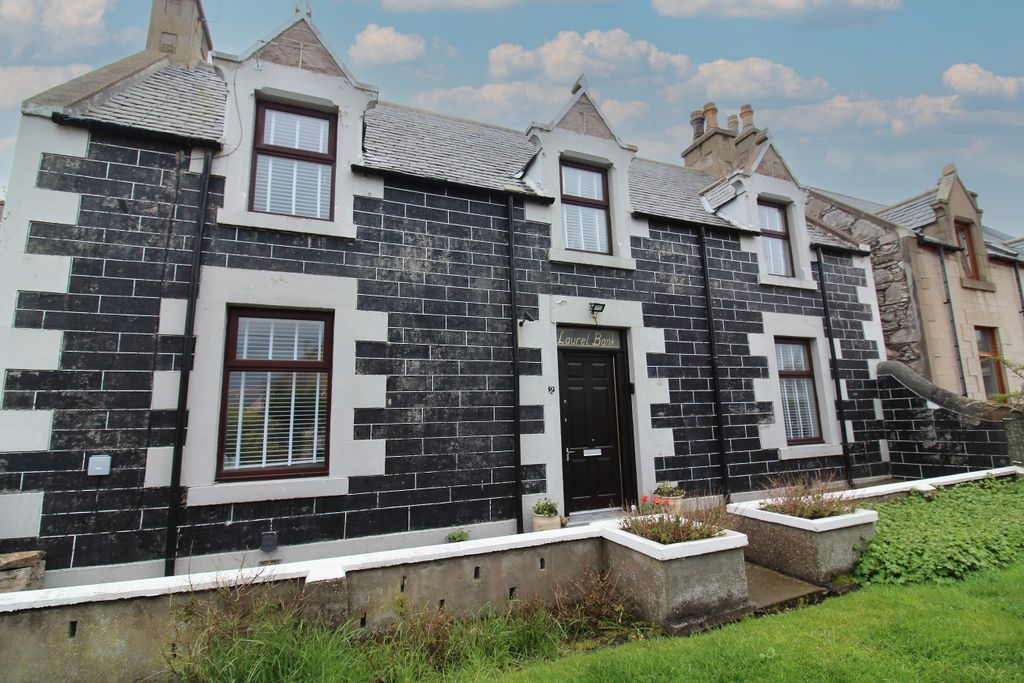 Property photo 1 of 24