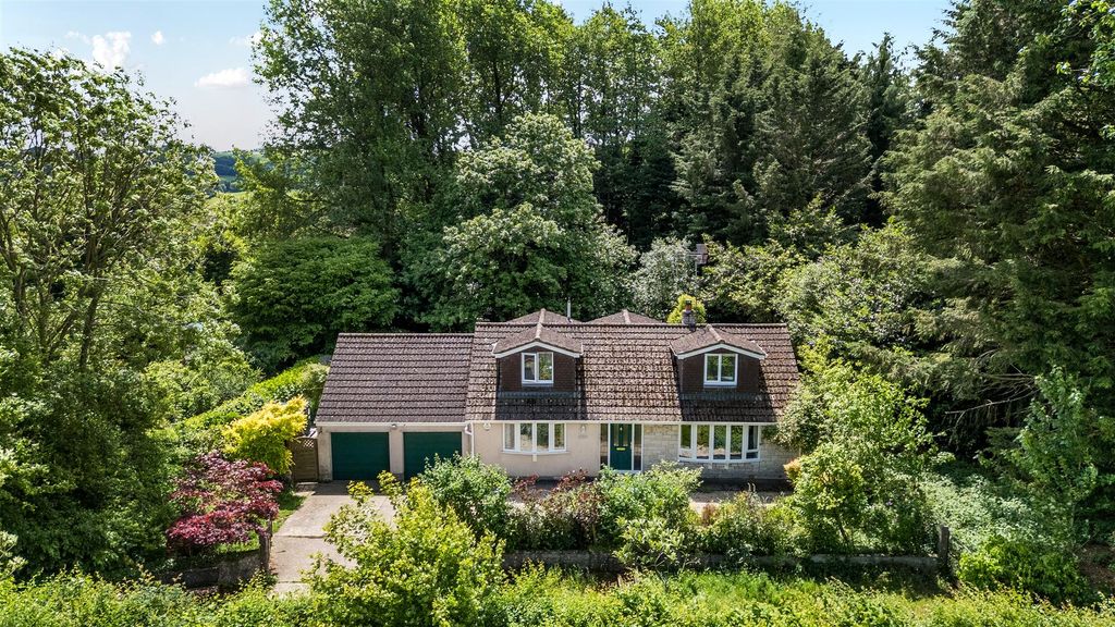 Property photo 1 of 24