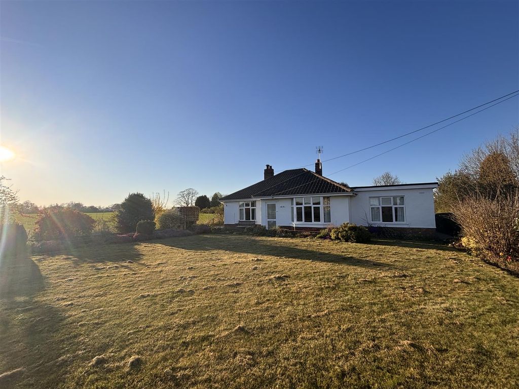 Property photo 2 of 40 Img_1065.Jpeg