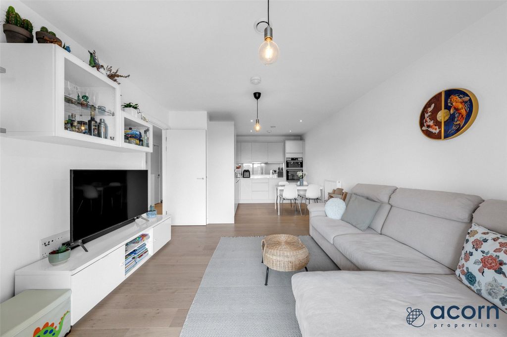 Property photo 2 of 11 Picture No. 25