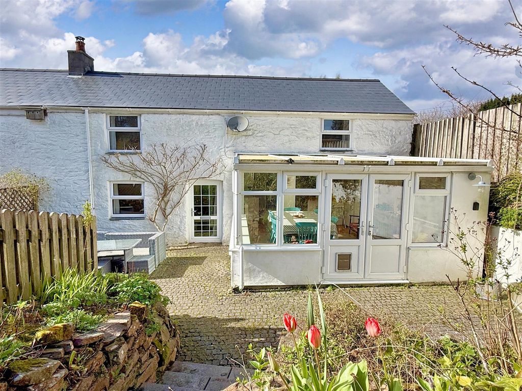 Property photo 2 of 18