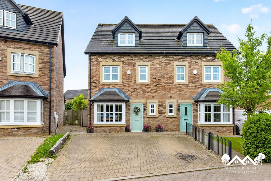 Property photo 1 of 38