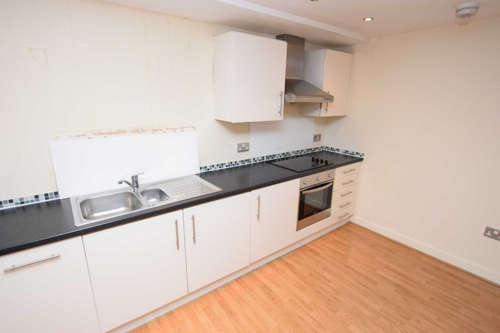 Property photo 2 of 10 Picture No. 08