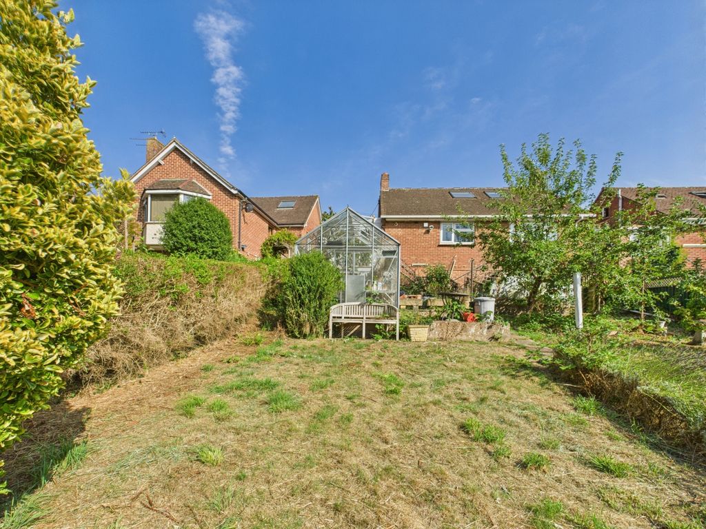 Property photo 3 of 16 Picture No. 13