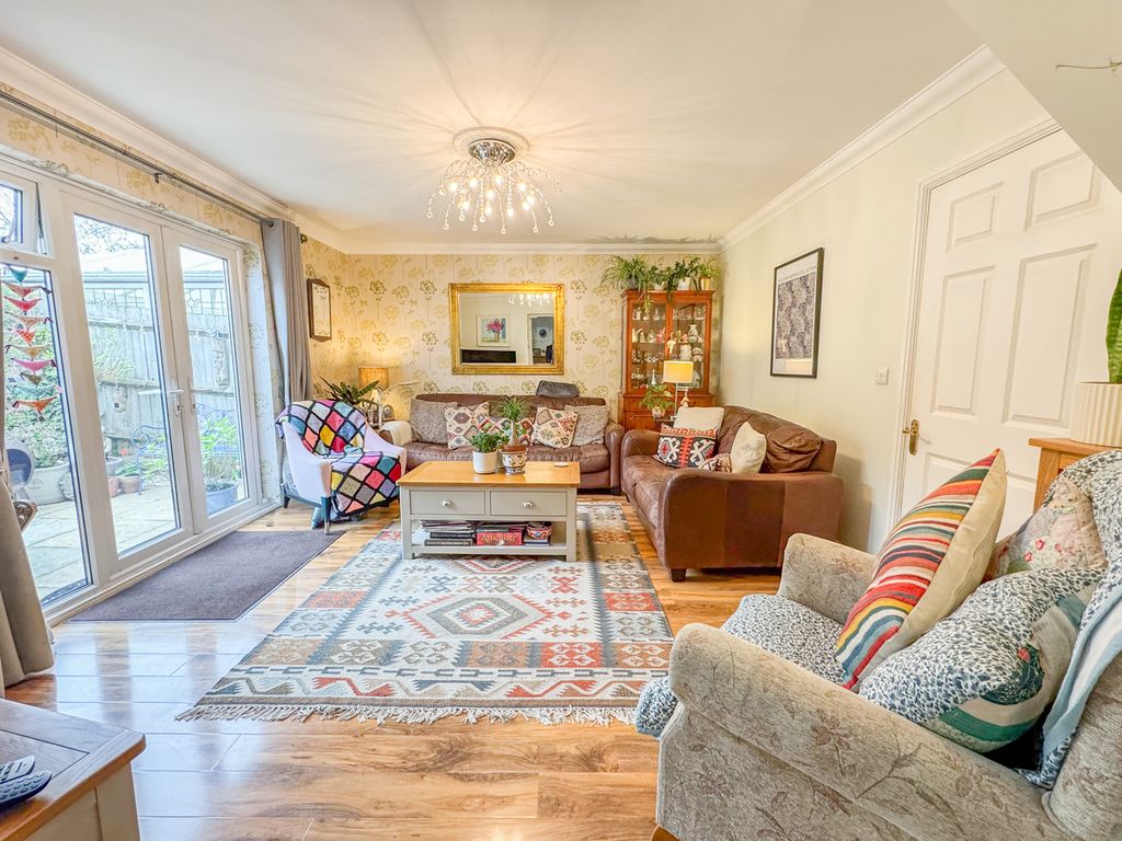 Property photo 3 of 23