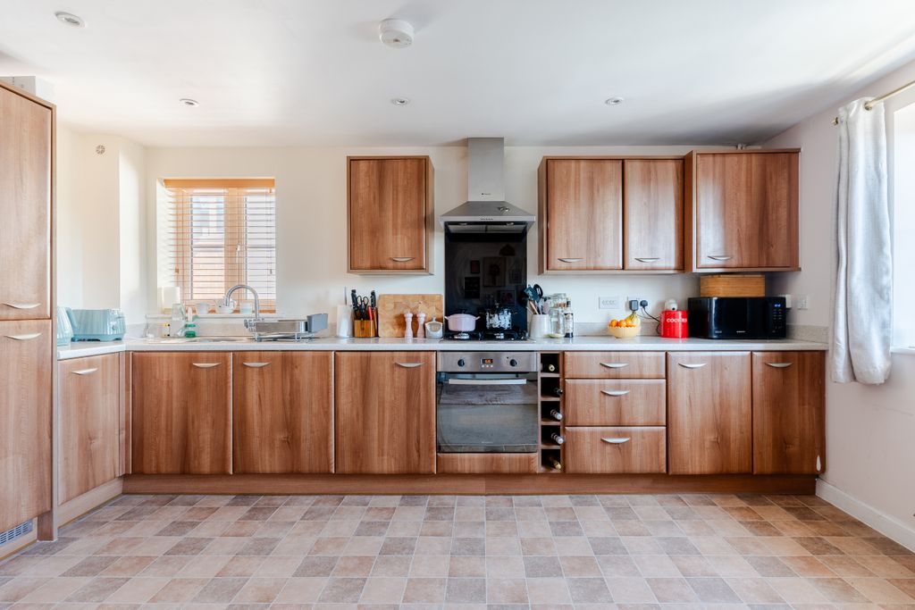 Property photo 2 of 11 Photo 10