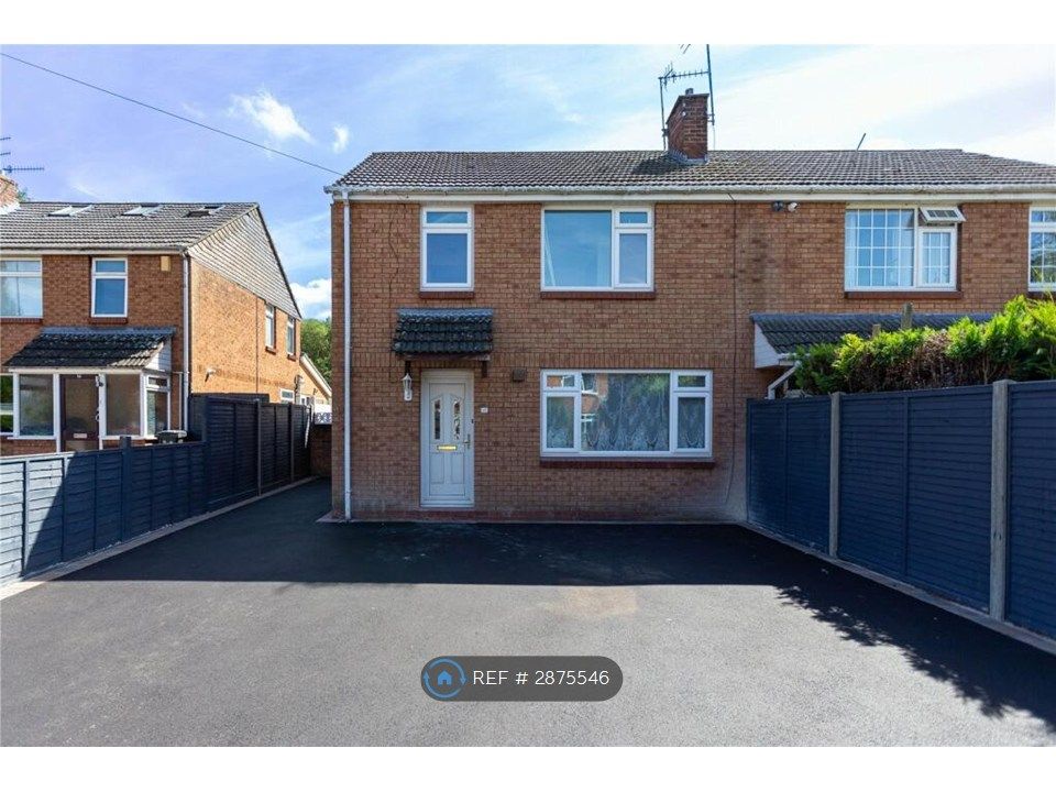 Property photo 3 of 12