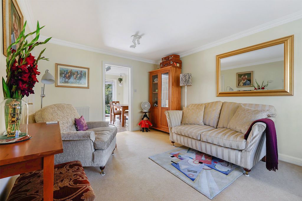 Property photo 3 of 15 Picture No. 04