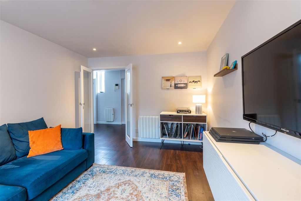 Property photo 3 of 11 3.Jpg