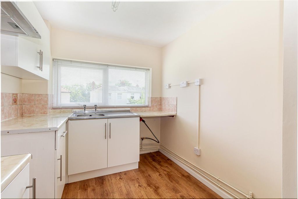 Property photo 3 of 12 Kitchen-2.Jpg