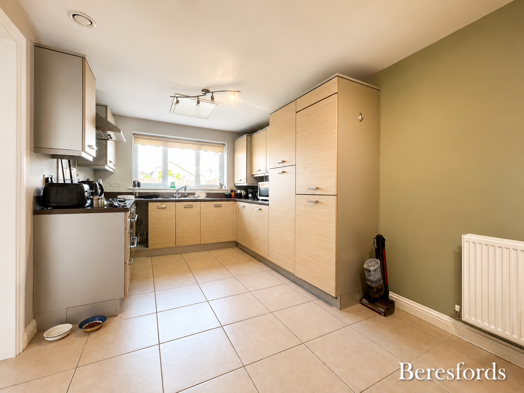 Property photo 3 of 11 Kitchen / Diner