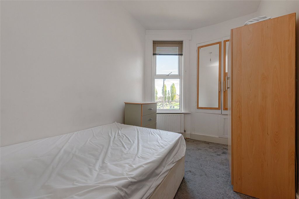 Property photo 2 of 8 Picture No. 02