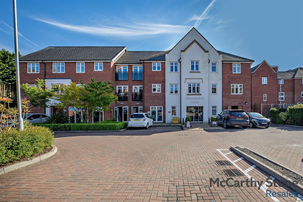 Property photo 1 of 18 Stiperstones Court