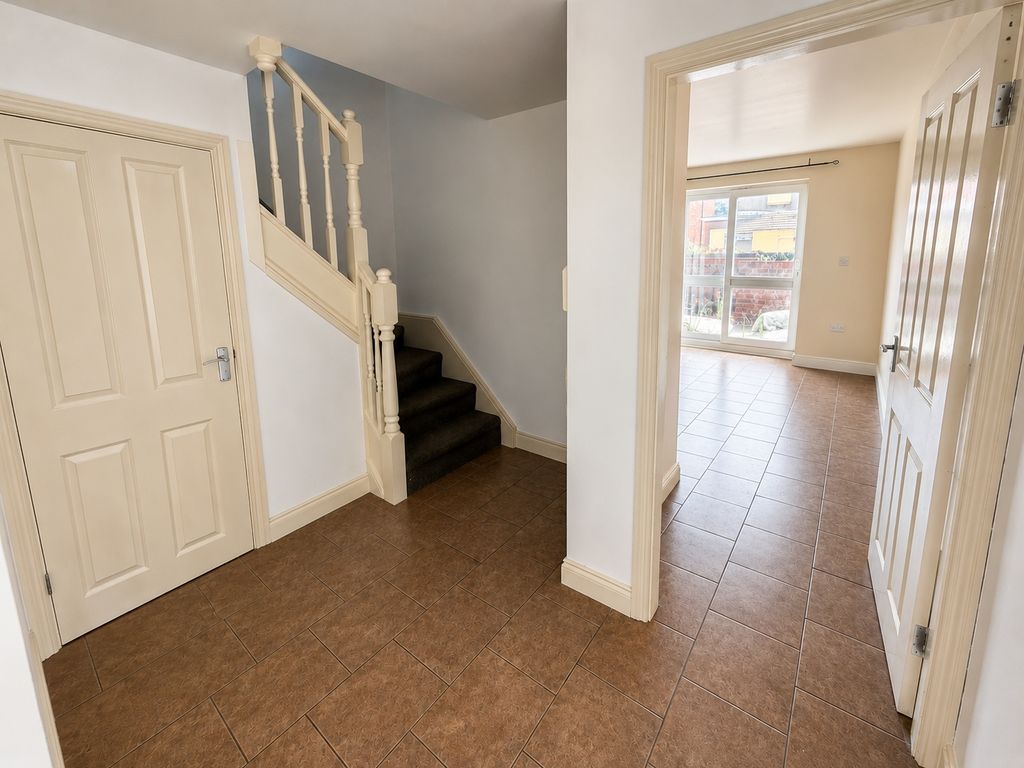 Property photo 2 of 8 Picture No. 05