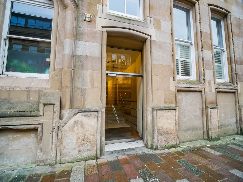 Property photo 2 of 26 Picture No. 03