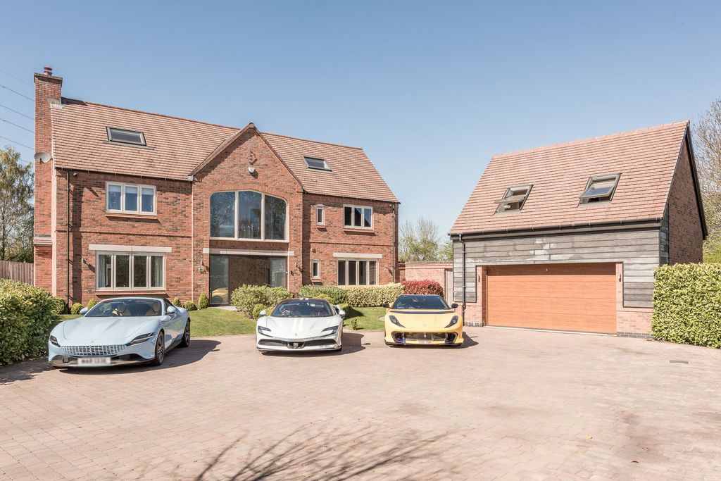 Property photo 1 of 80
