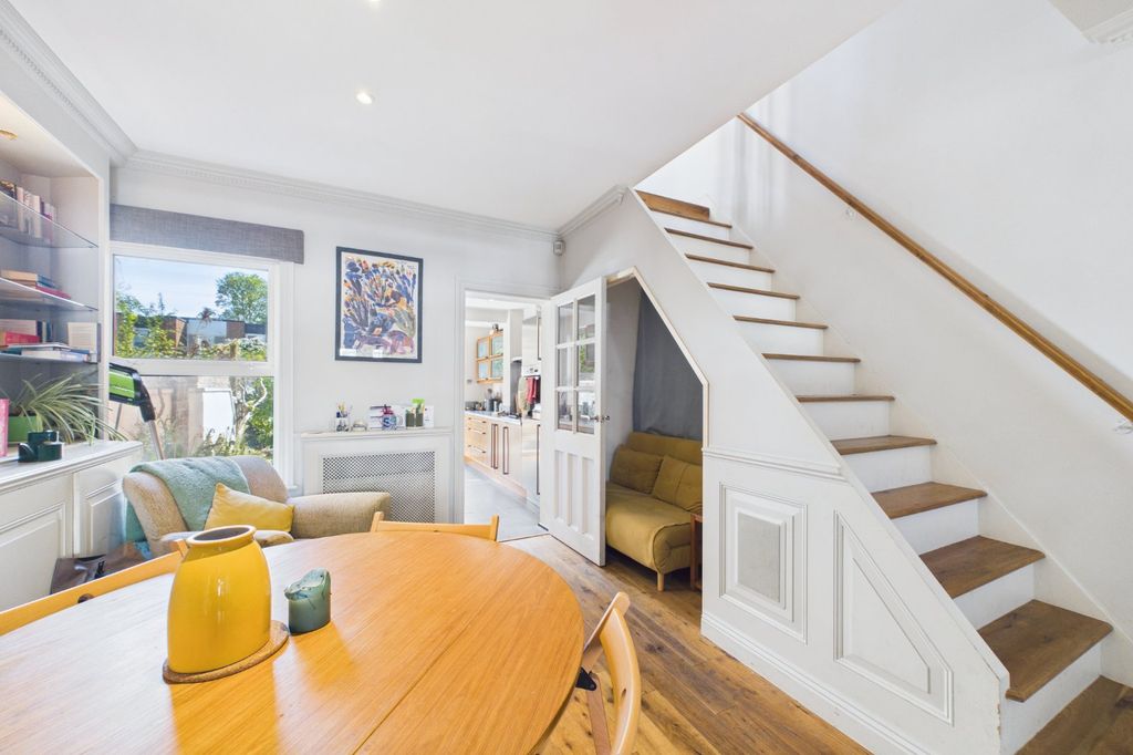 Property photo 3 of 12 Picture No. 29