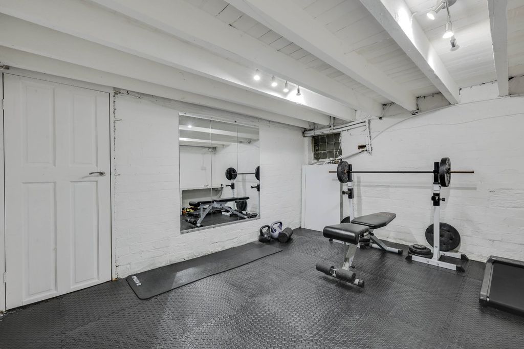 Property photo 3 of 21 Picture No. 23