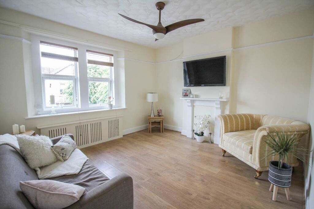 Property photo 3 of 23