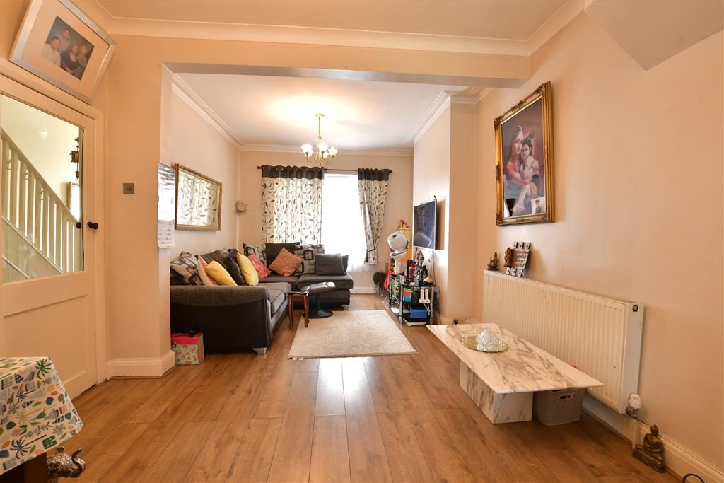 Property photo 3 of 11 Lounge/Dining Room