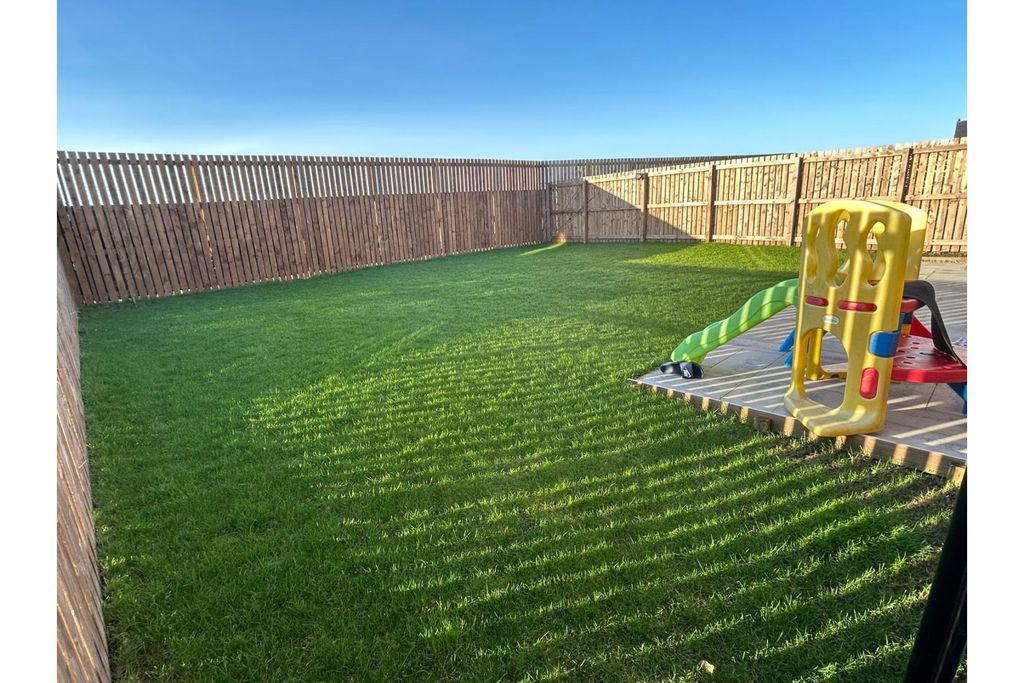 Property photo 1 of 21 Garden