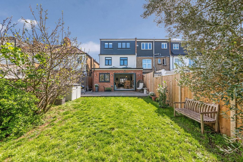 Property photo 3 of 30