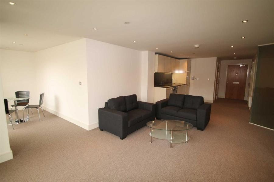 Property photo 3 of 10 Picture No. 05