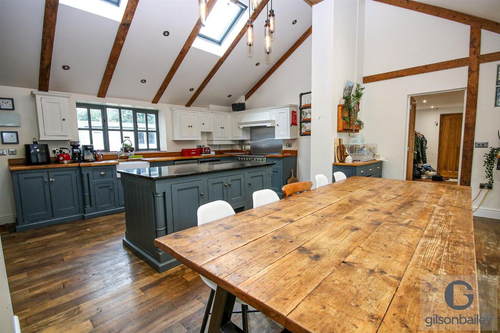 Property photo 2 of 32 Img_6844-2.Jpg