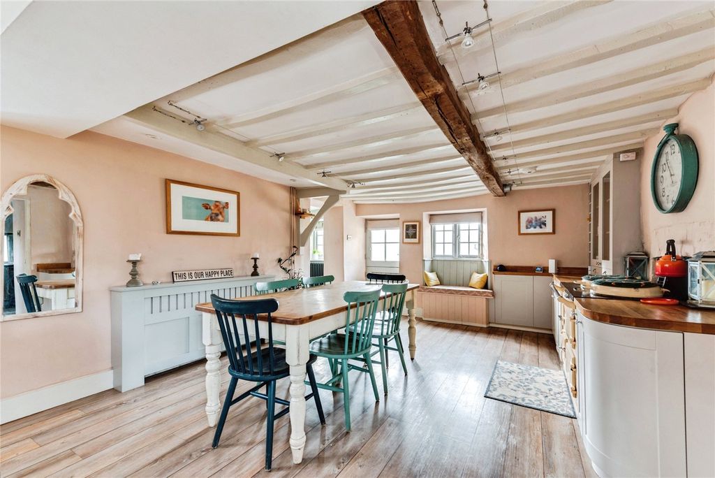 Property photo 2 of 25 Picture No. 13