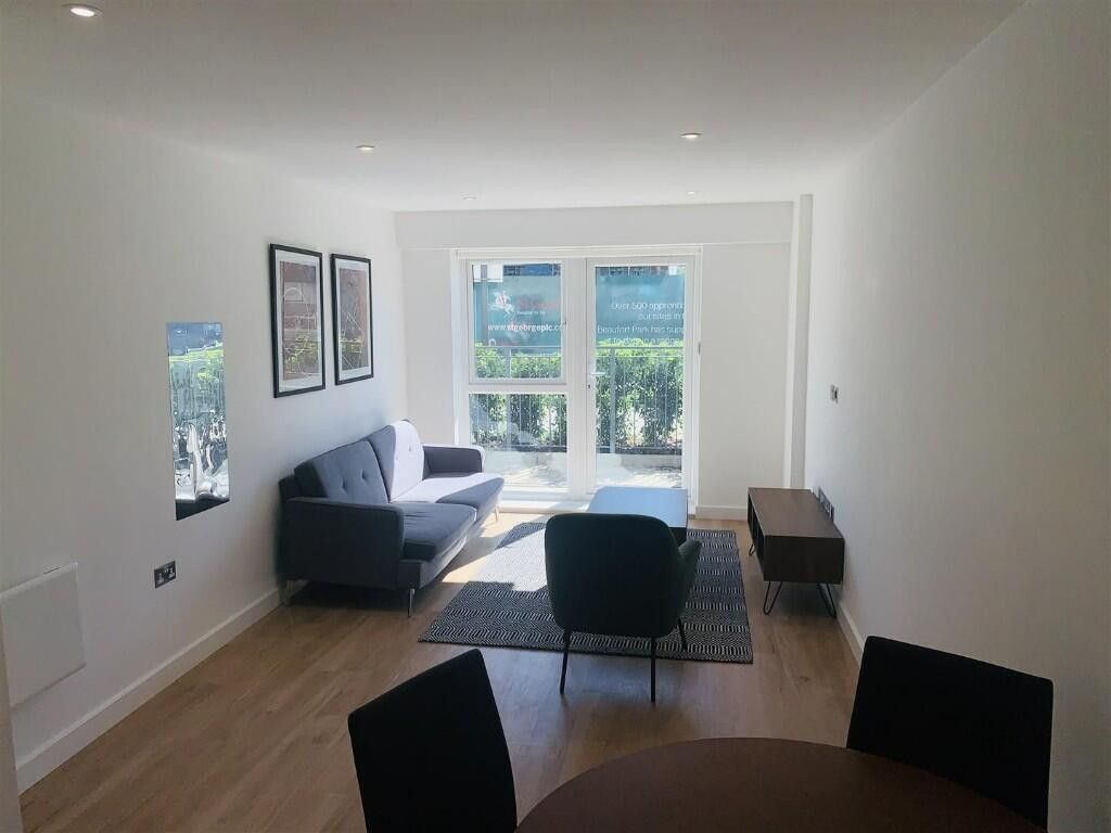 Property photo 2 of 5